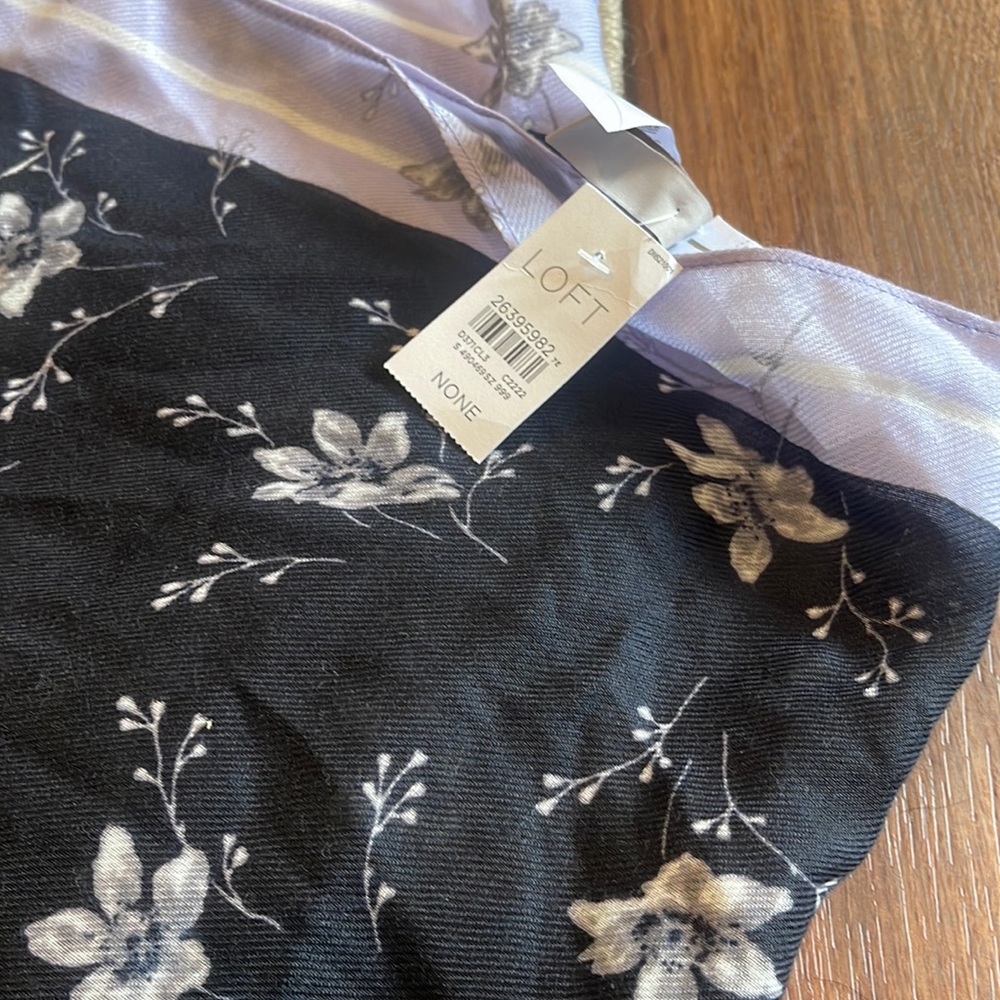 Loft Infinity floral scarf